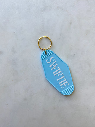 Swiftie (Taylor's Version), Motel Keychain